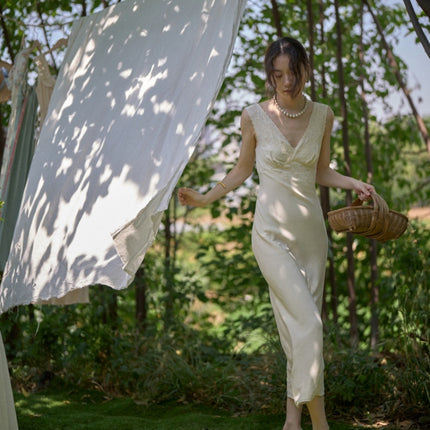 French Style Retro V-neck Embroidery Wave Lace Slim Fit Elegant Dress - Vintage Evening & Party Wear