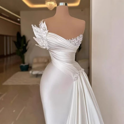 Elegant White Satin Off-Shoulder Wedding Dress with Draped Detail & Slim Fit