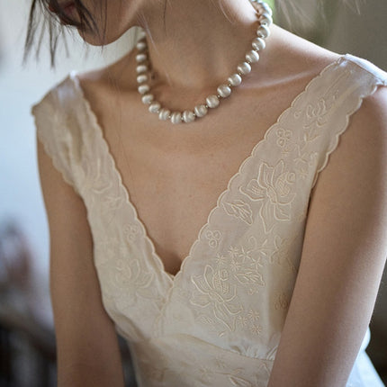 French Style Retro V-neck Embroidery Wave Lace Slim Fit Elegant Dress - Vintage Evening & Party Wear