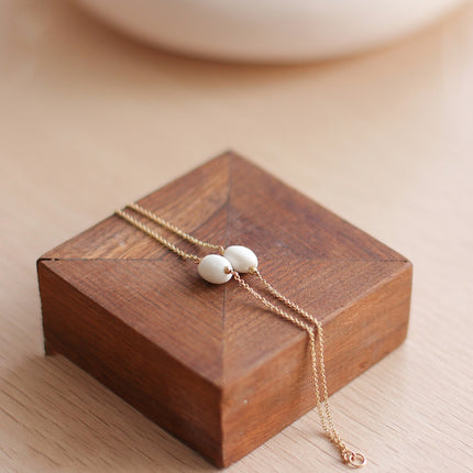 Retro Bone China Flower Bracelet - Elegant Porcelain Blossom & Adjustable Gold Chain